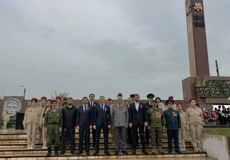 В Сулейман-Стальском районе торжественно отметили 81-ю годовщину Великой Победы