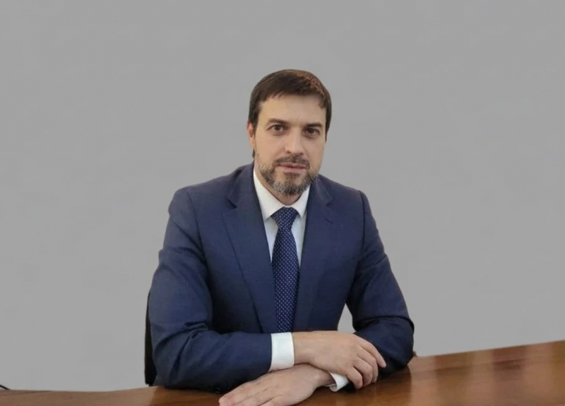 Гаджиамин Рамалданов поздравил жителей Сулейман-Стальского района с Днем России